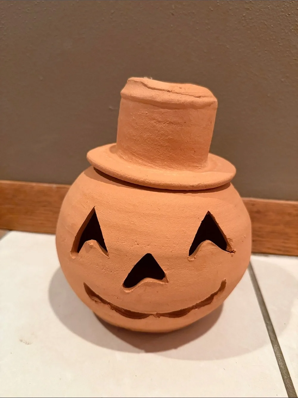 Vtg Hewell’s Pottery GA Terra Cotta Pumpkin with Hat Jack O' Lantern